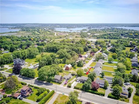 523 Bristol Ferry Road Portsmouth RI 02871