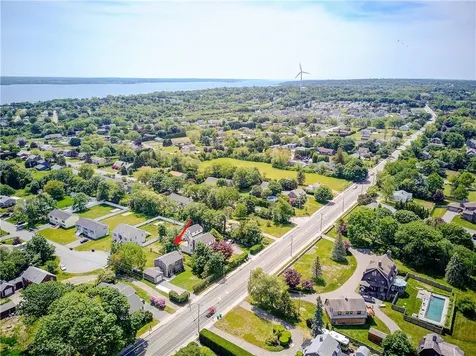 523 Bristol Ferry Road Portsmouth RI 02871