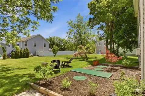 523 Bristol Ferry Road Portsmouth RI 02871