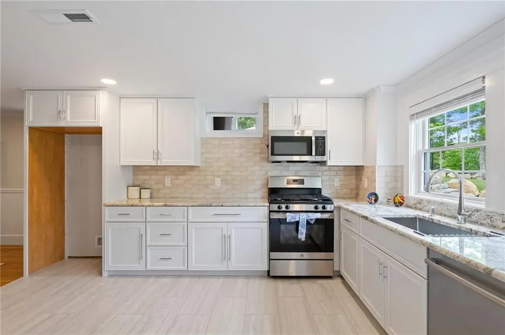 120 Stubble Brook Road West Greenwich RI 02817
