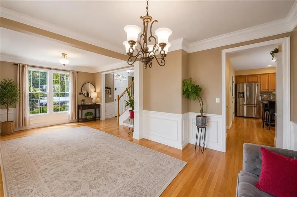115 Castle Rock Road Warwick RI 02886