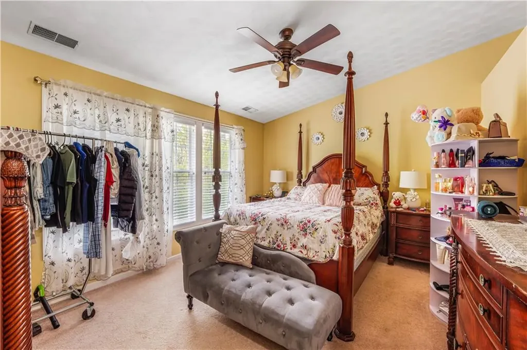 115 Castle Rock Road Warwick RI 02886