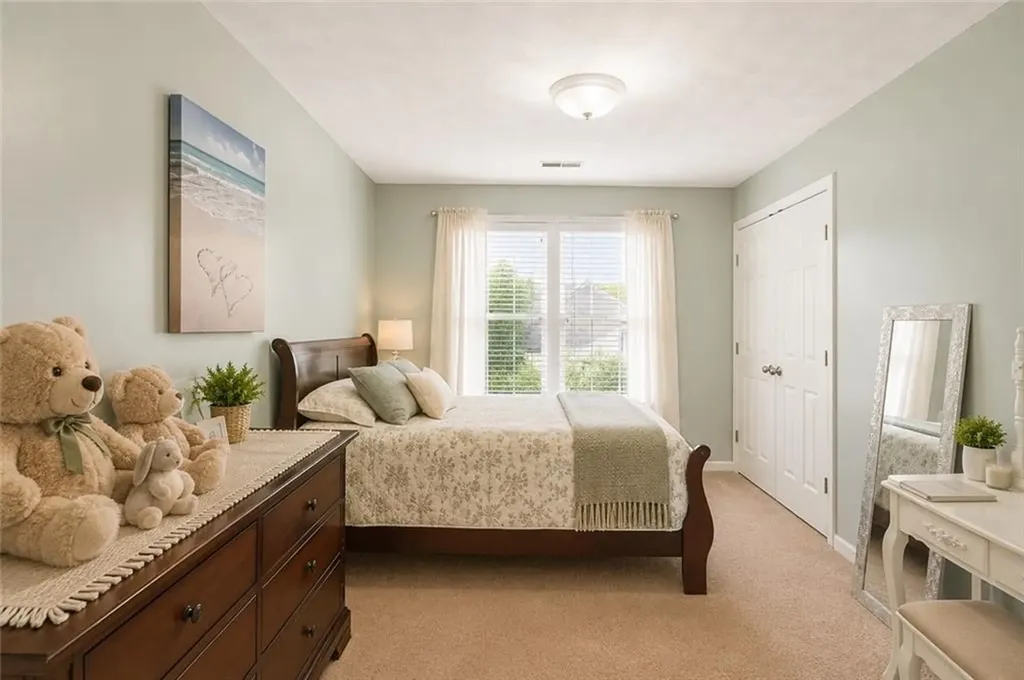 115 Castle Rock Road Warwick RI 02886