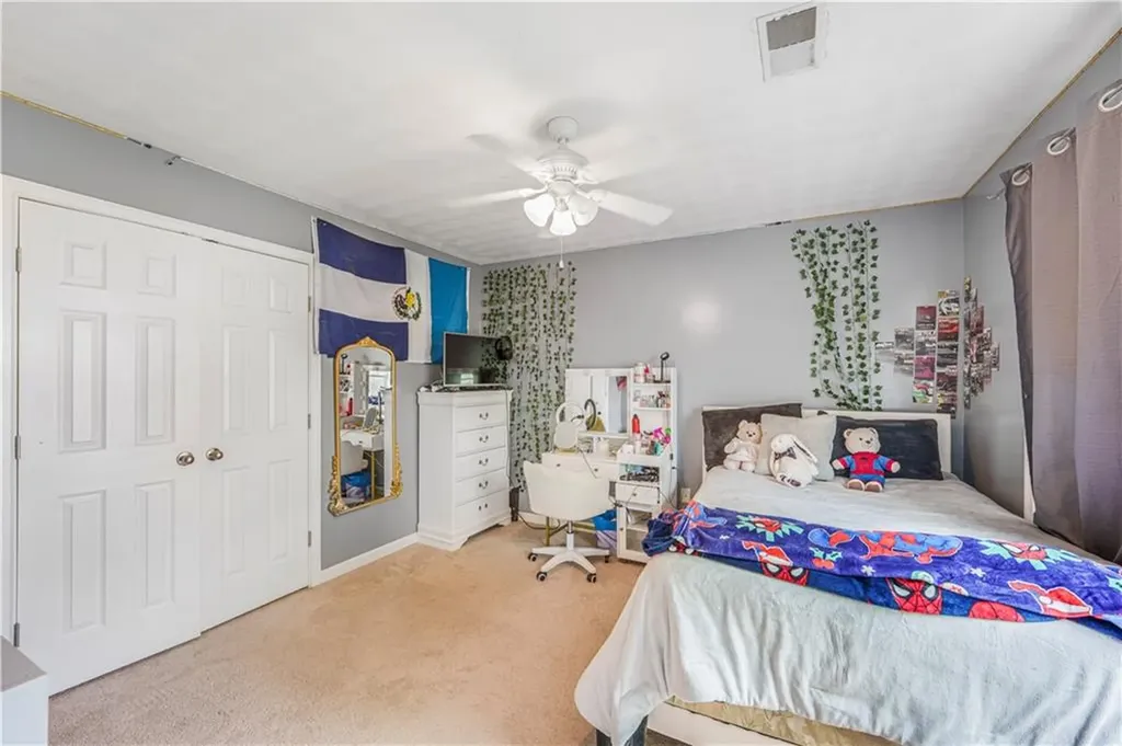 115 Castle Rock Road Warwick RI 02886