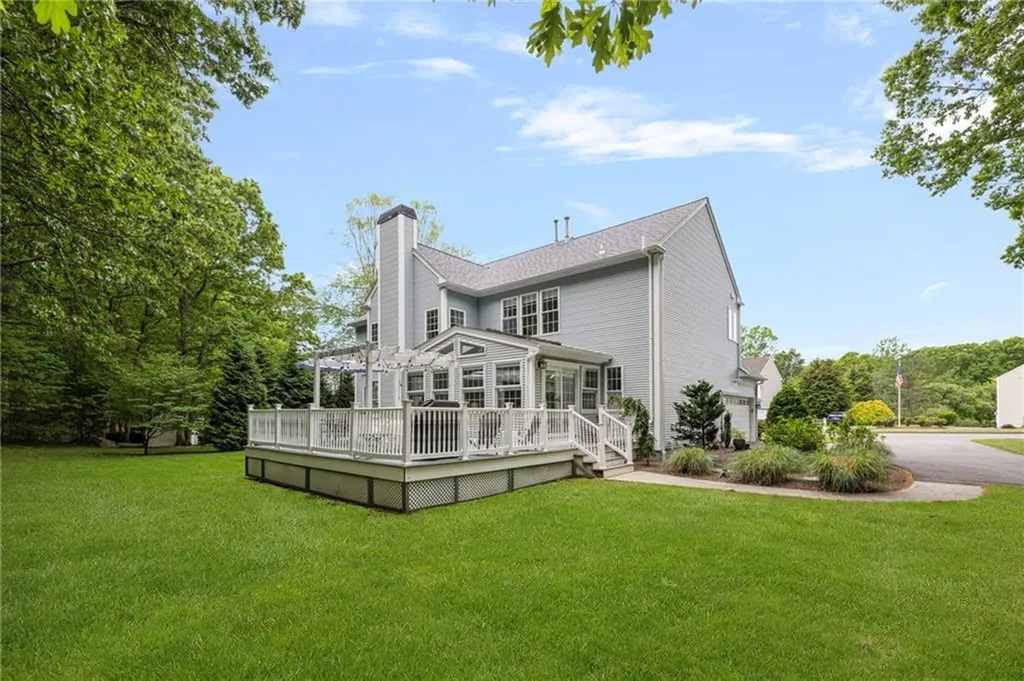 322 Sleepy Hollow Farm Road Warwick RI 02886