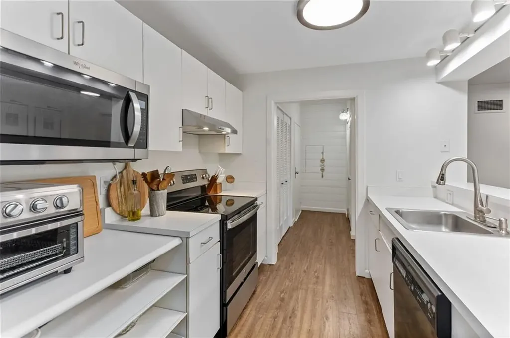 494 Woonasquatucket Avenue North Providence RI 02911