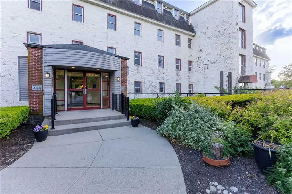 494 Woonasquatucket Avenue North Providence RI 02911