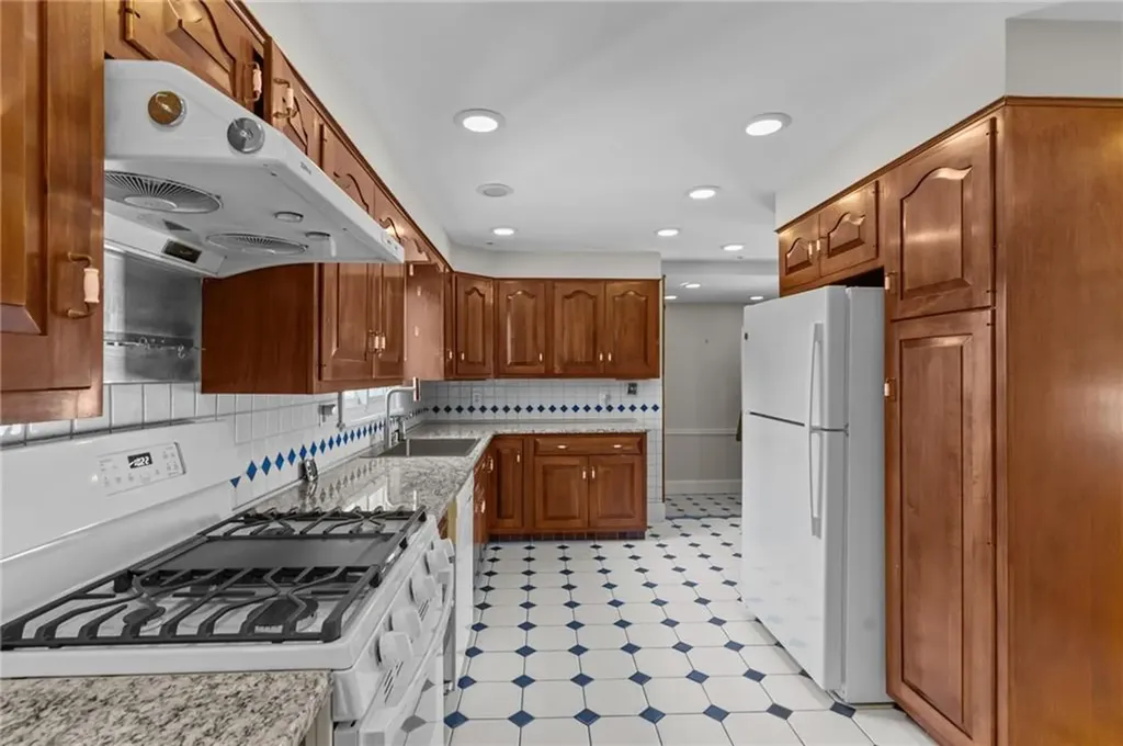 214 Rankin Avenue Providence RI 02908