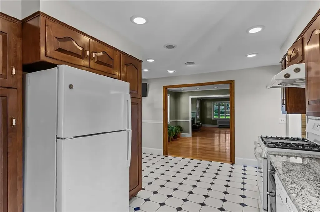 214 Rankin Avenue Providence RI 02908
