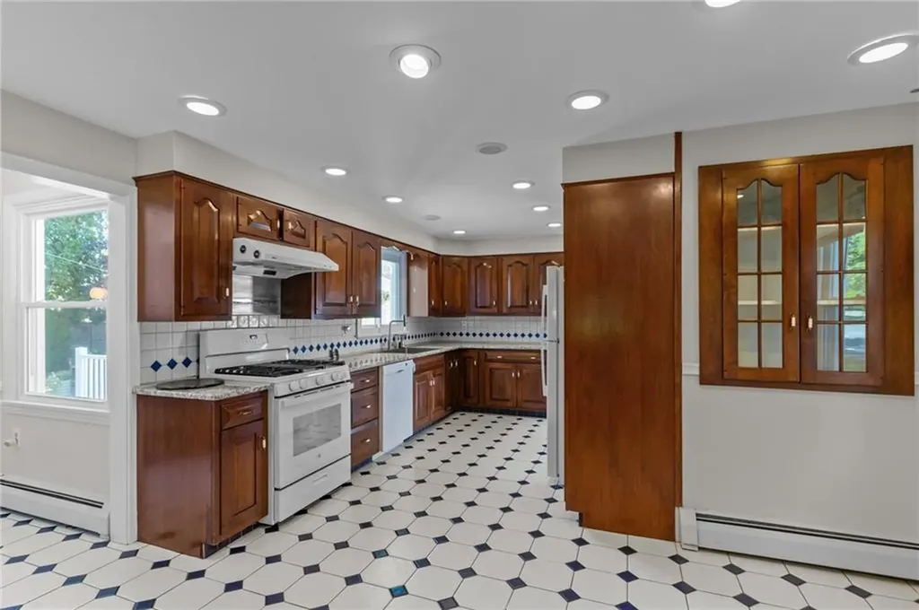 214 Rankin Avenue Providence RI 02908