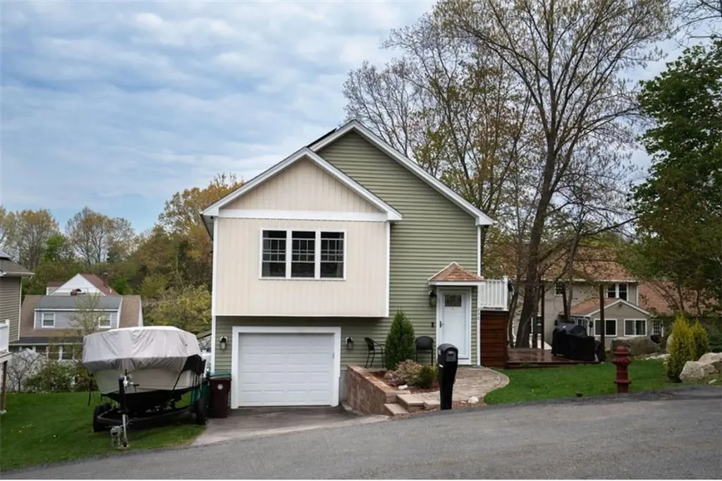 230 Manila Avenue Woonsocket RI 02985