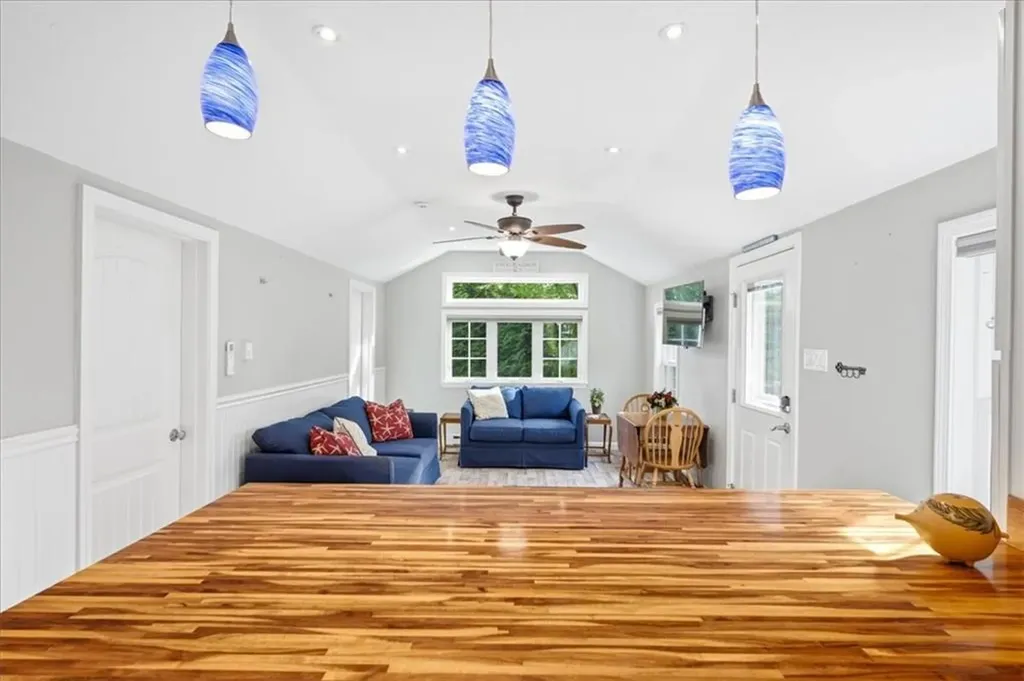 45 Port Avenue South Kingstown RI 02879