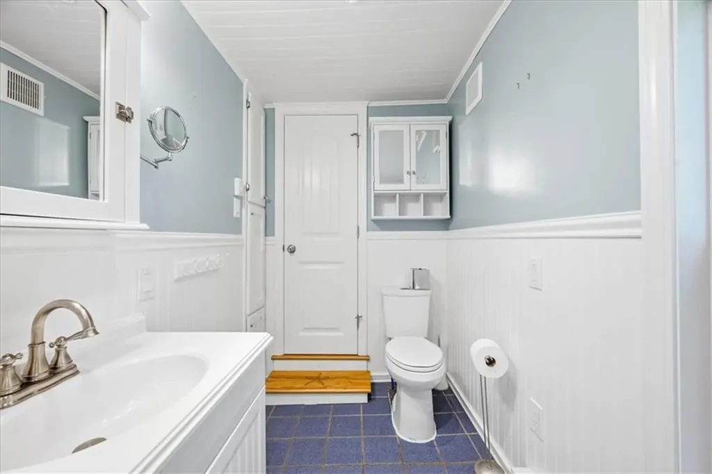 45 Port Avenue South Kingstown RI 02879