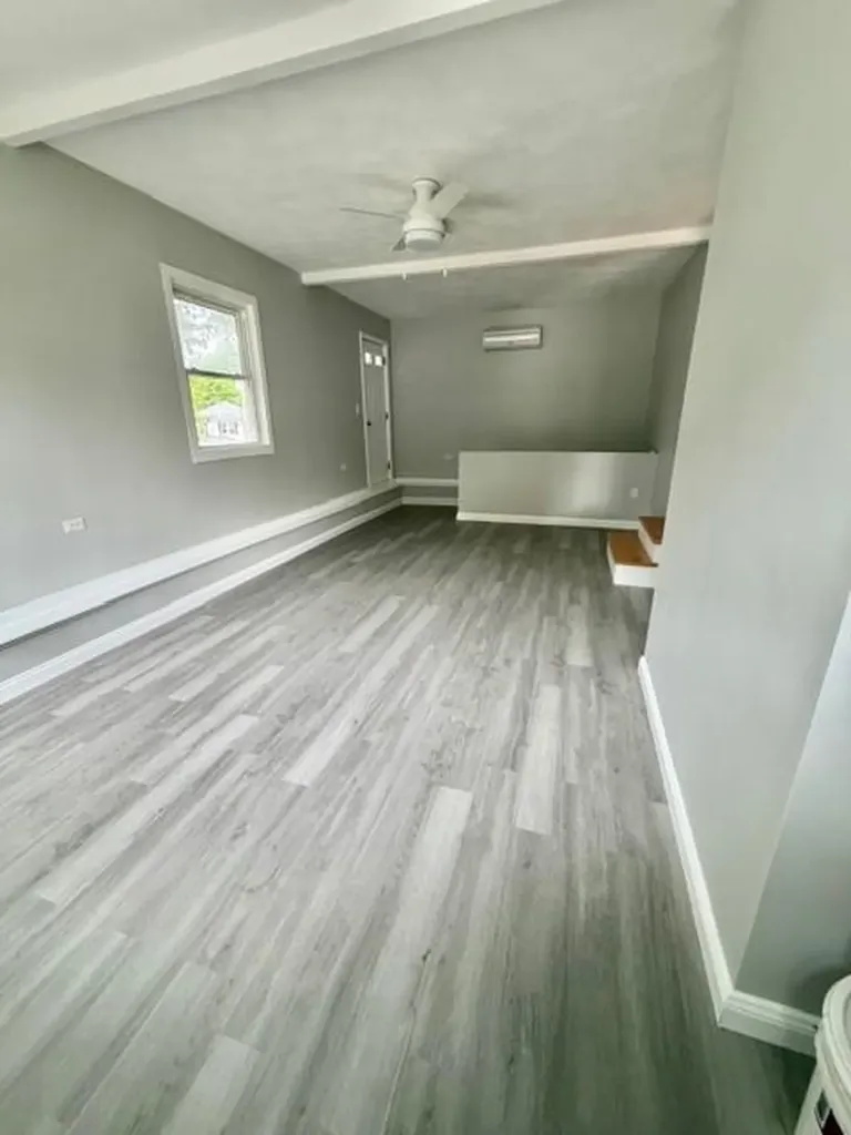 33 Howard Avenue North Providence RI 02911