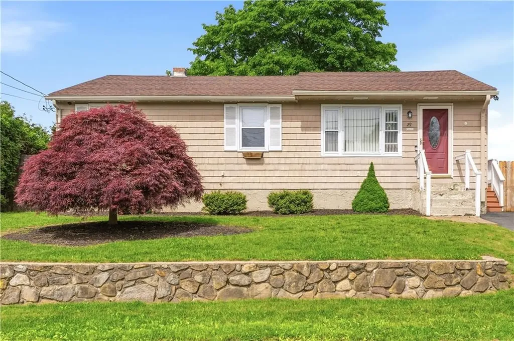 29 Dix Avenue Johnston RI 02919