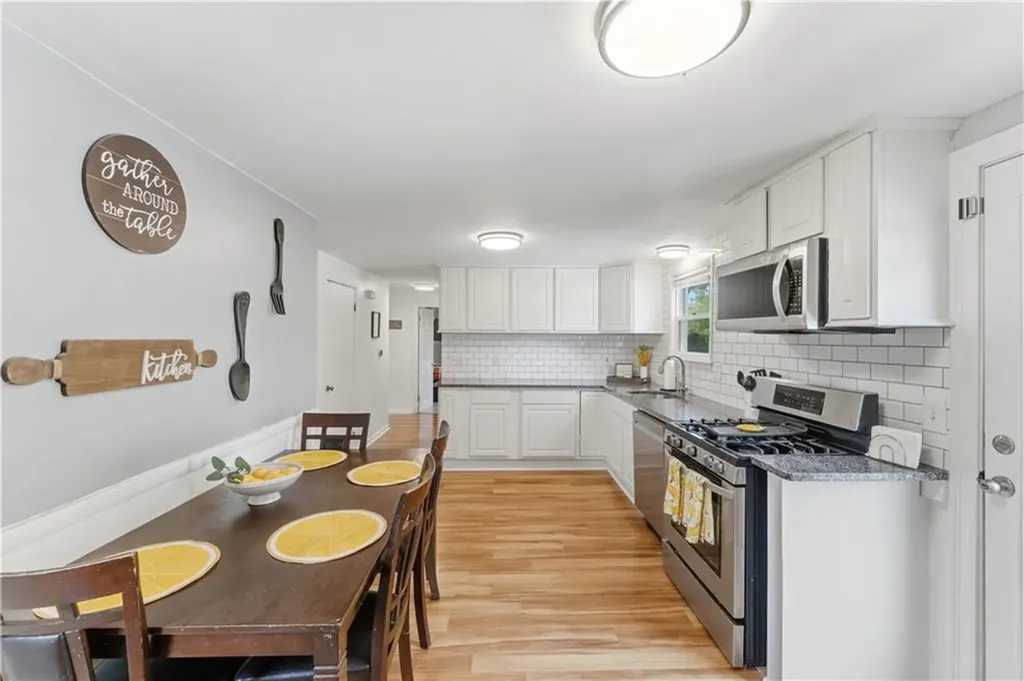 29 Dix Avenue Johnston RI 02919