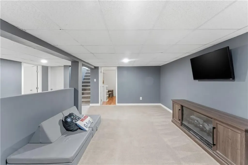 29 Dix Avenue Johnston RI 02919