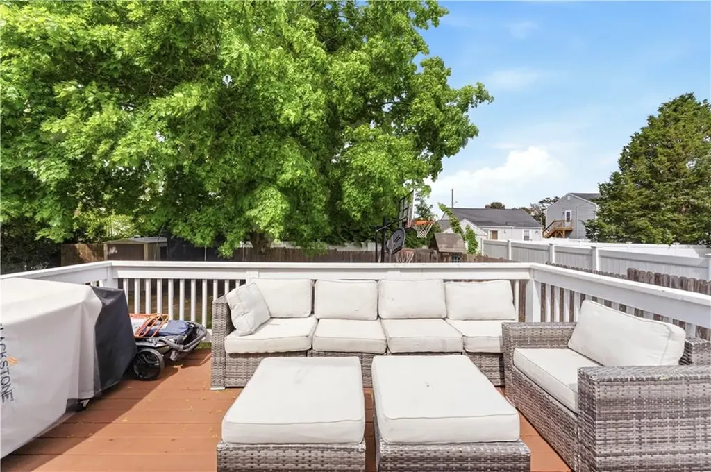 29 Dix Avenue Johnston RI 02919