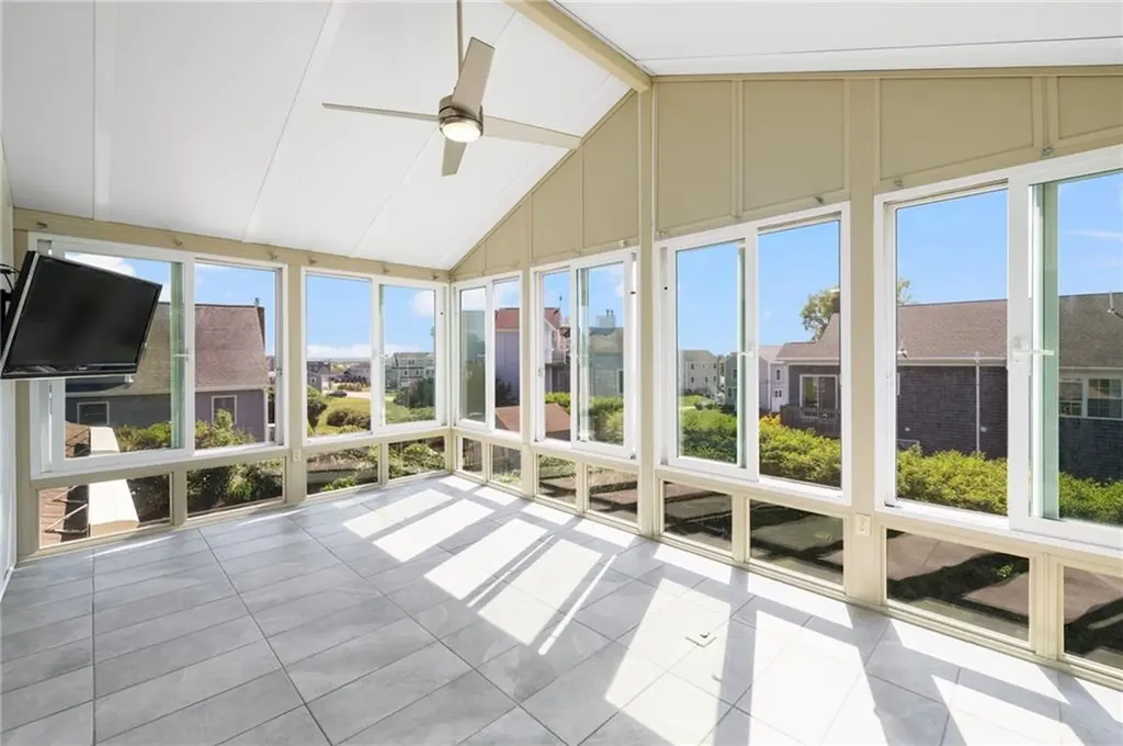 3 Larch Avenue Narragansett RI 02882