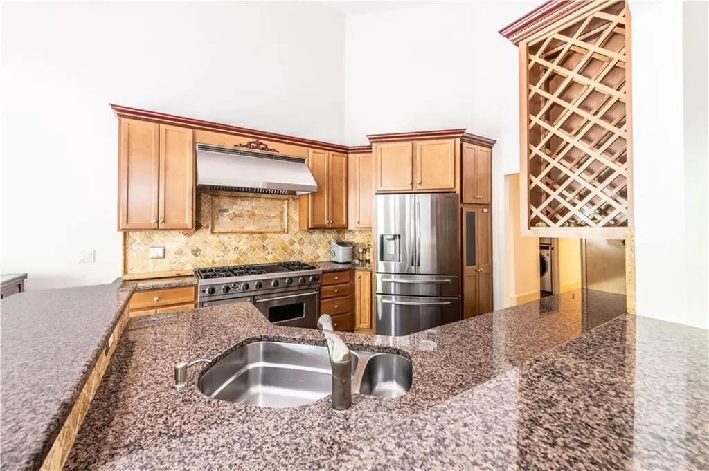 4 Hart Pond Drive North Smithfield RI 02896