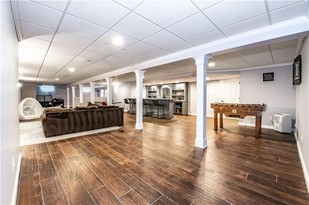 4 Hart Pond Drive North Smithfield RI 02896