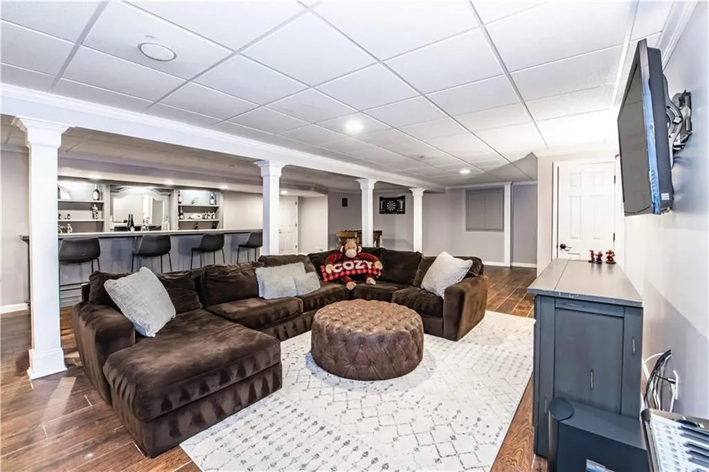 4 Hart Pond Drive North Smithfield RI 02896