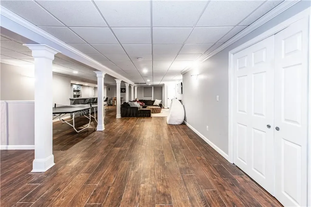 4 Hart Pond Drive North Smithfield RI 02896