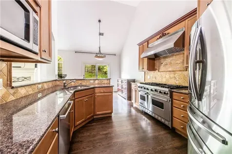 4 Hart Pond Drive North Smithfield RI 02896