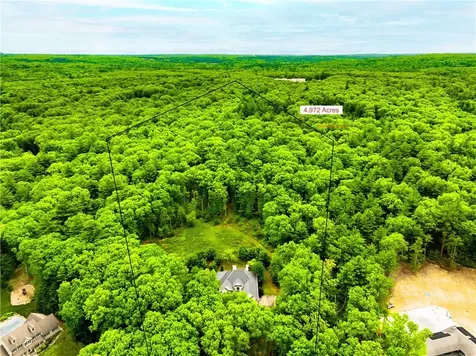 4 Hart Pond Drive North Smithfield RI 02896