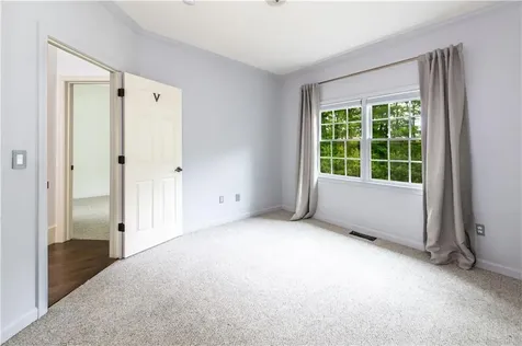 4 Hart Pond Drive North Smithfield RI 02896