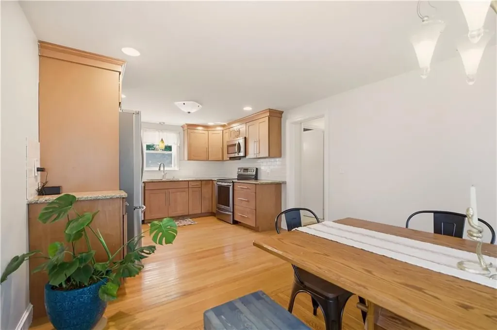 159 Garden City Drive Cranston RI 02920