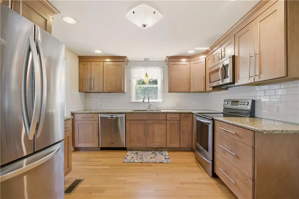 159 Garden City Drive Cranston RI 02920