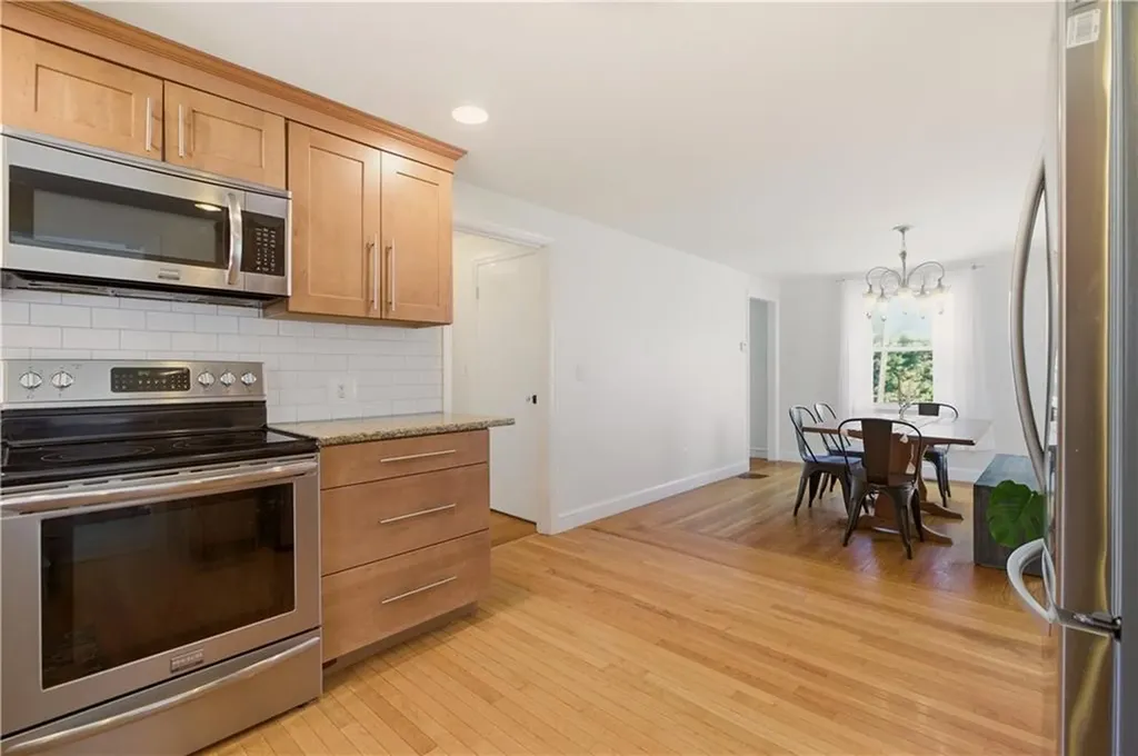 159 Garden City Drive Cranston RI 02920