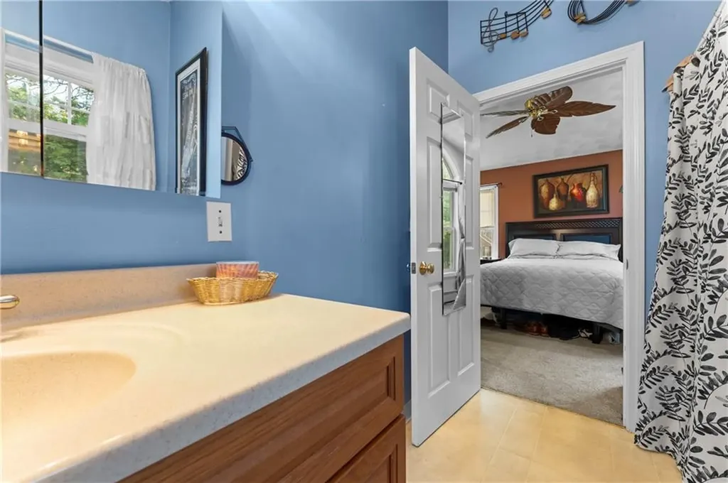 42 Dunbar Avenue East Providence RI 02916