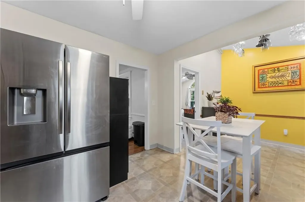 42 Dunbar Avenue East Providence RI 02916