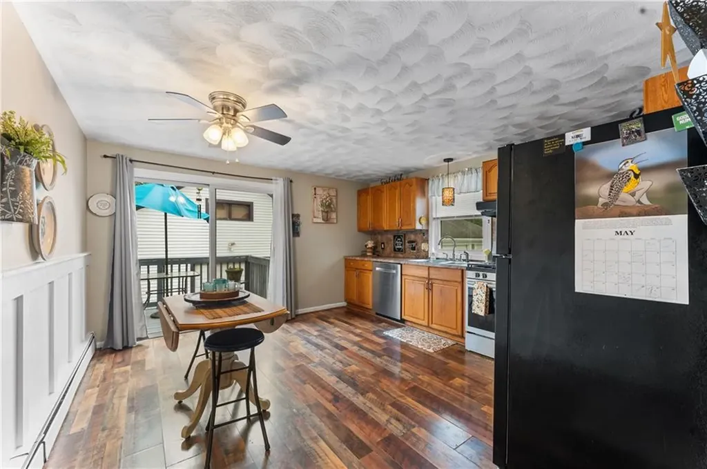 33 Cobb Street East Providence RI 02914