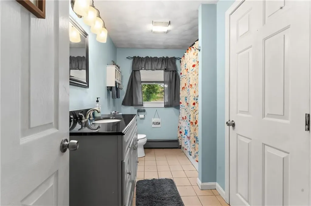 33 Cobb Street East Providence RI 02914