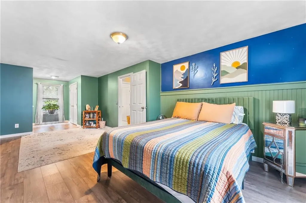 33 Cobb Street East Providence RI 02914