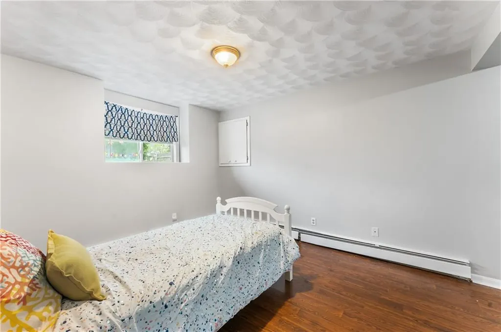 33 Cobb Street East Providence RI 02914