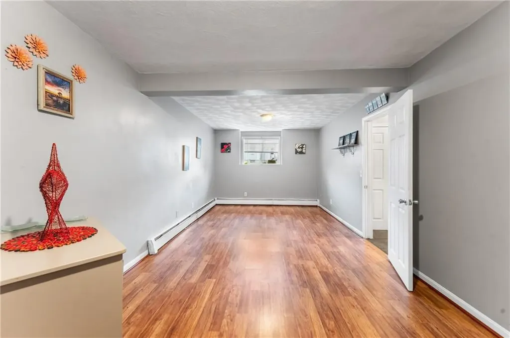 33 Cobb Street East Providence RI 02914