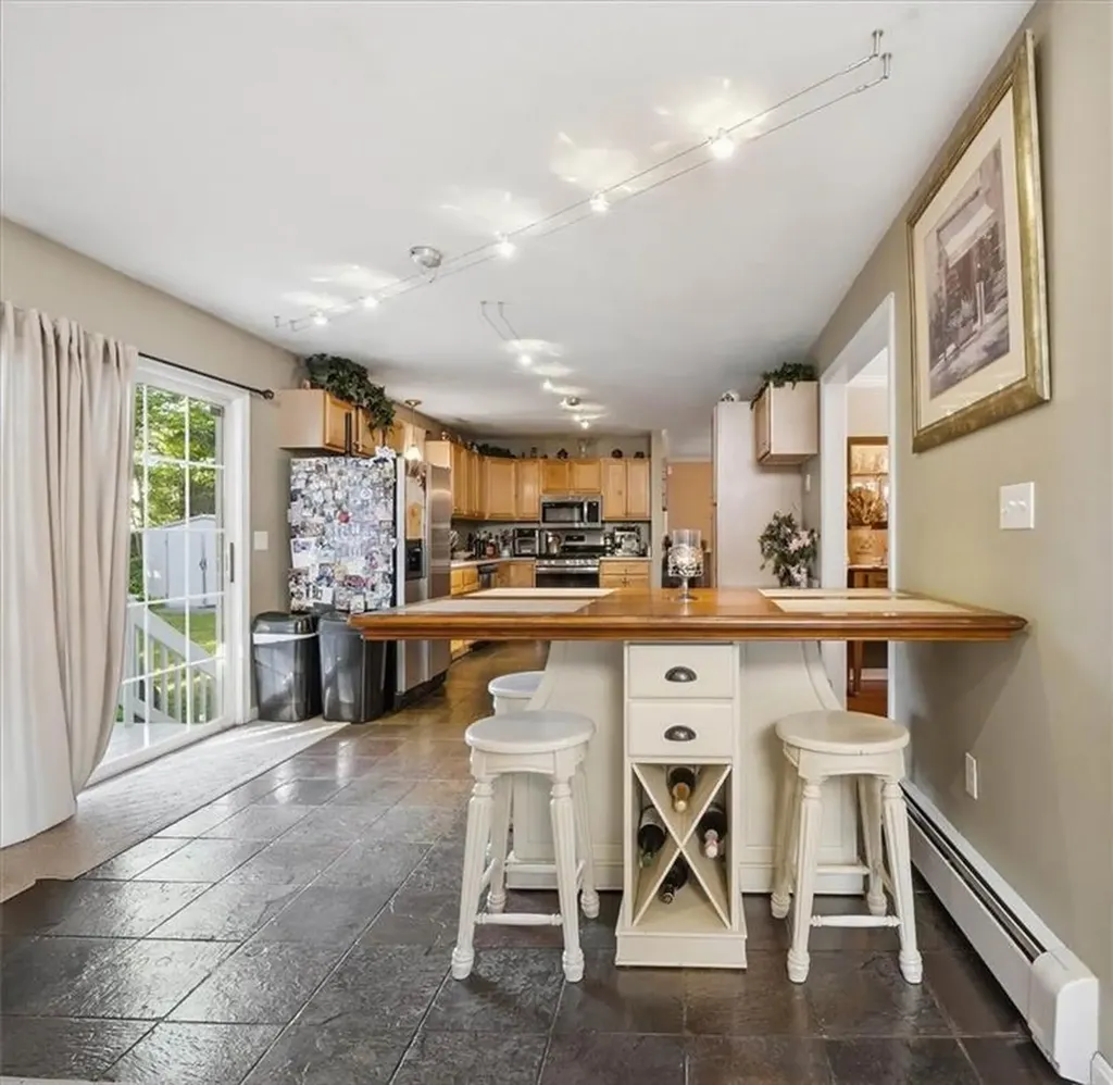 40 Chestnut Grove Avenue Cumberland RI 02864