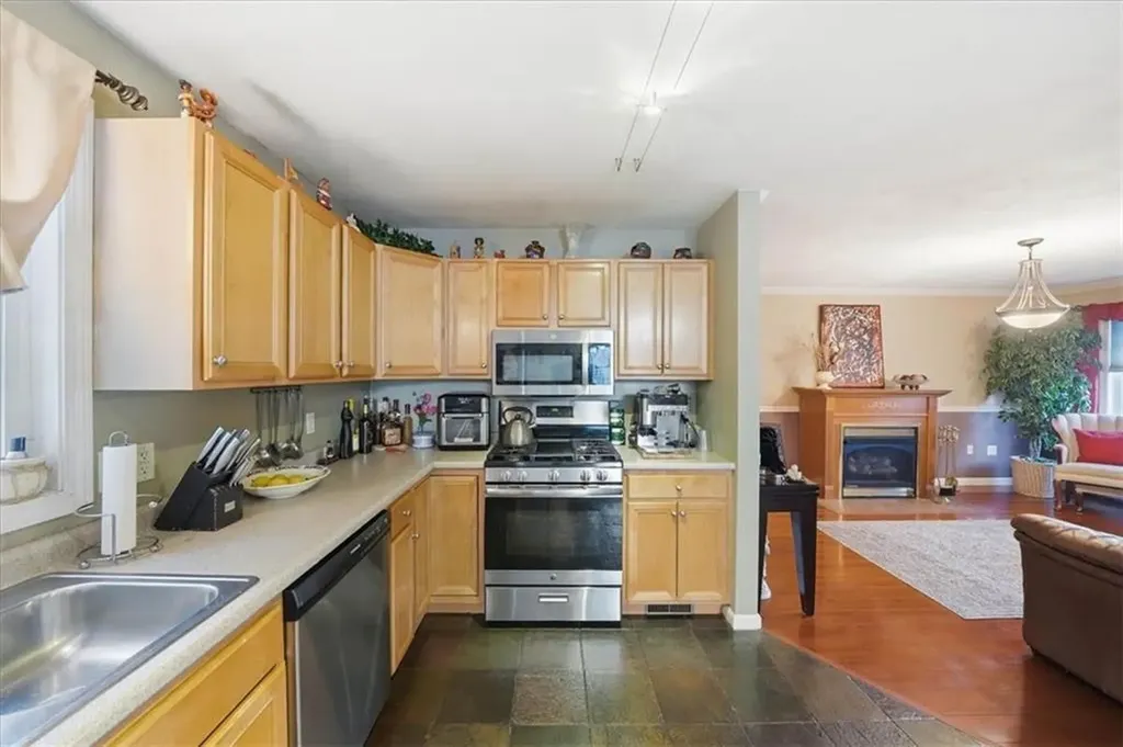 40 Chestnut Grove Avenue Cumberland RI 02864