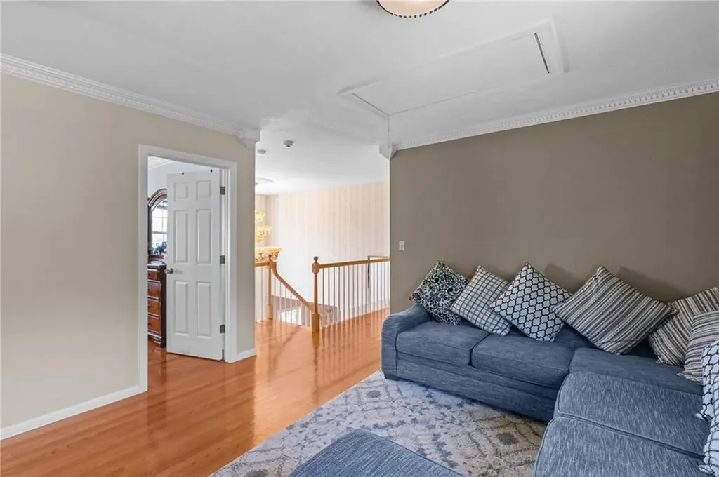 38 Steeple Lane Lincoln RI 02865