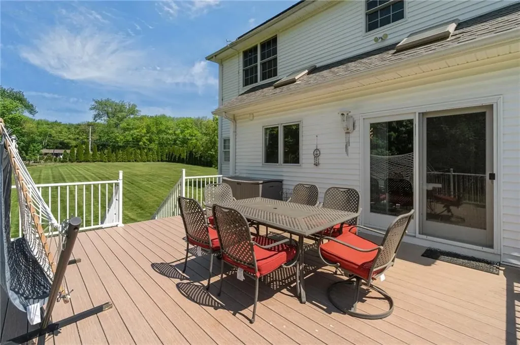 38 Steeple Lane Lincoln RI 02865