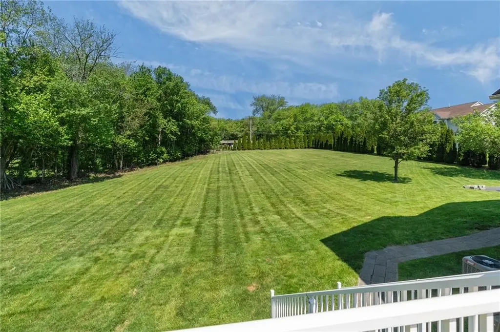 38 Steeple Lane Lincoln RI 02865
