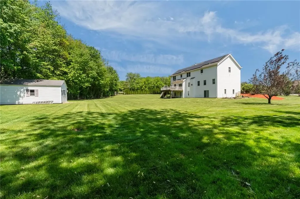 38 Steeple Lane Lincoln RI 02865