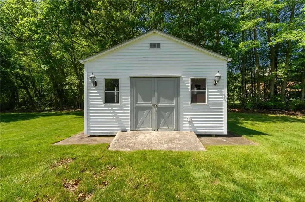 38 Steeple Lane Lincoln RI 02865