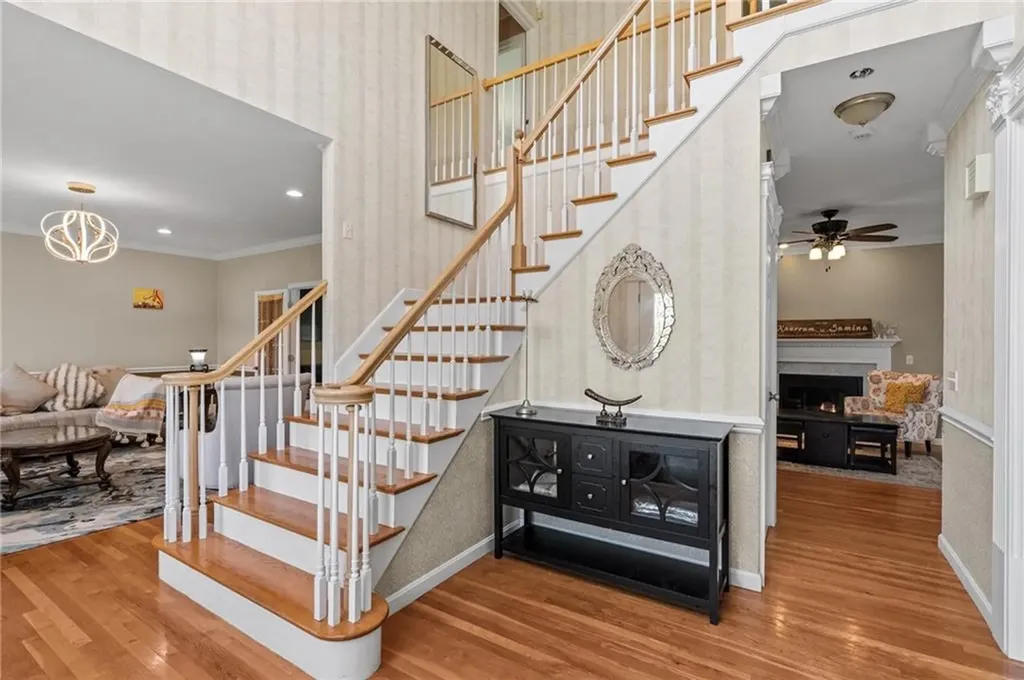 38 Steeple Lane Lincoln RI 02865