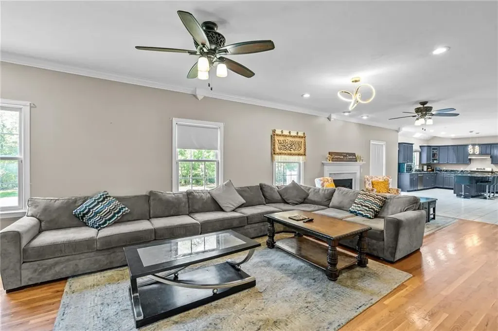38 Steeple Lane Lincoln RI 02865