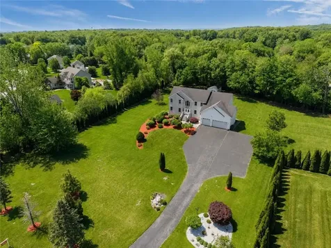 38 Steeple Lane Lincoln RI 02865